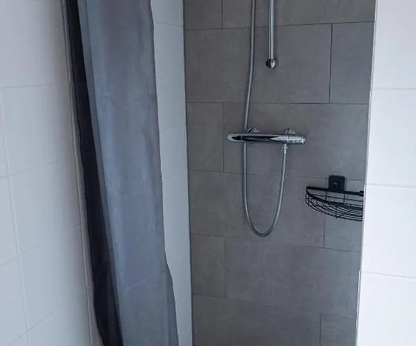 Bosrijk - Hottub - Veluwe בקתה פוטן